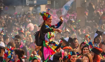 Πατρινό Καρναβάλι: 45 περιστατικά μέθης το πρώτο βράδυ του τριημέρου της Αποκριάς