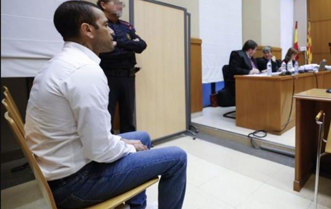 Ντάνι Άλβες: Αποφυλακίζεται προσωρινά μέχρι την εκδίκαση της υπόθεσης