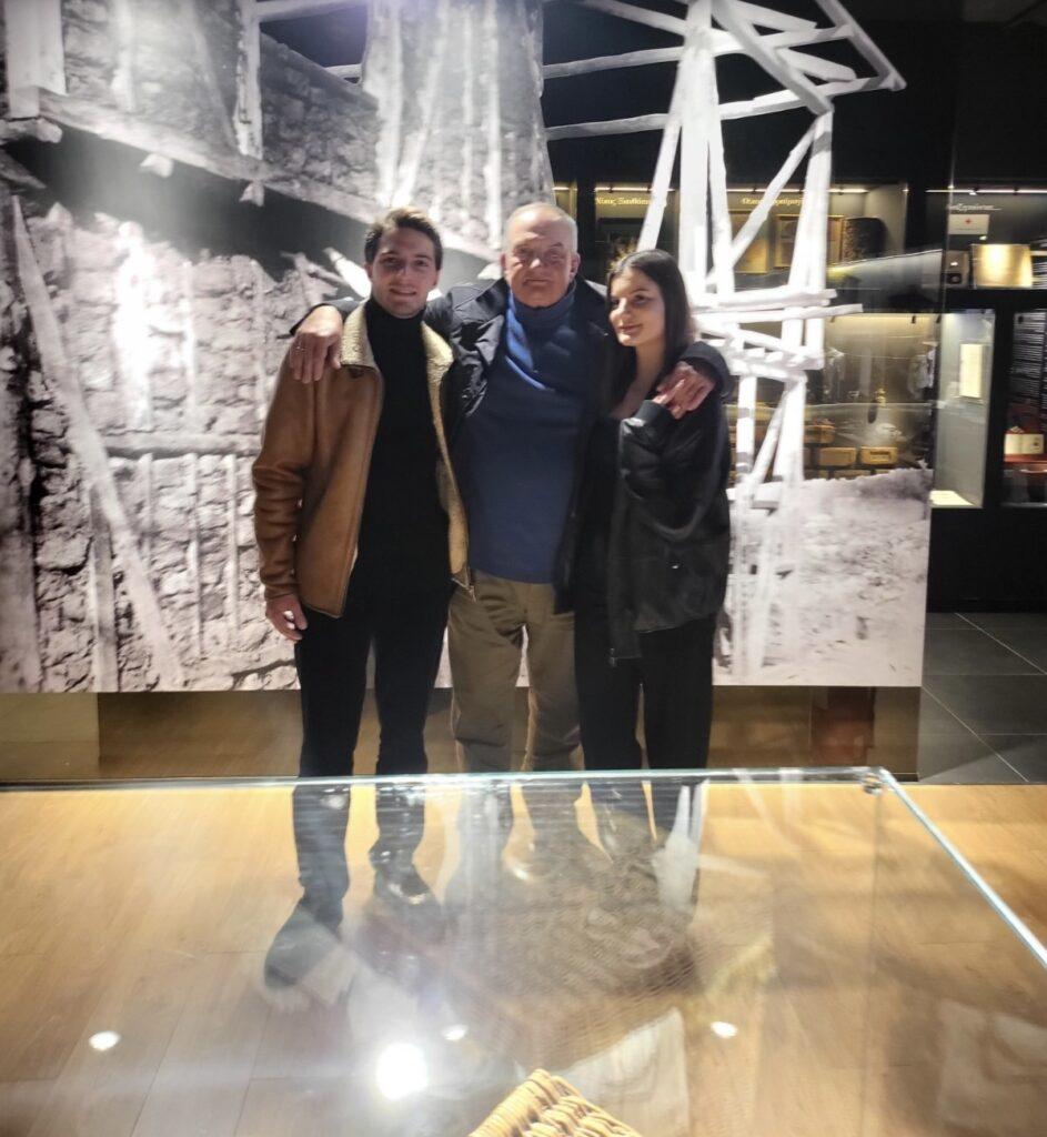 Ο Κώστας Καραμανλής και τα παιδιά του στο Μουσείο Προσφυγικού Ελληνισμού στην «Αγιά Σοφιά- OPAP Arena» - Το ευχαριστώ στον Μελισσανίδη (ΦΩΤΟ)