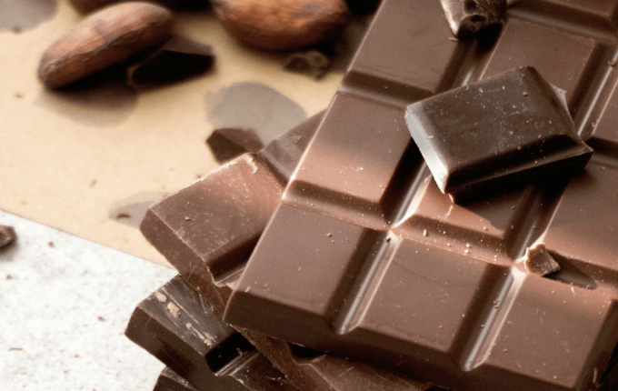 Κακάο: Ποιοι παράγοντες προκαλούν τις ανατιμήσεις – «φωτιά» στην τιμή της σοκολάτας