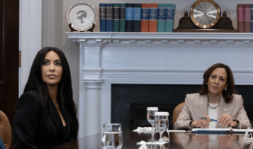 H Κιμ Καρντάσιαν για δεύτερη φορά στον Λευκό Οίκο: Συναντήθηκε με την Κάμαλα Χάρις – Δείτε φωτογραφίες