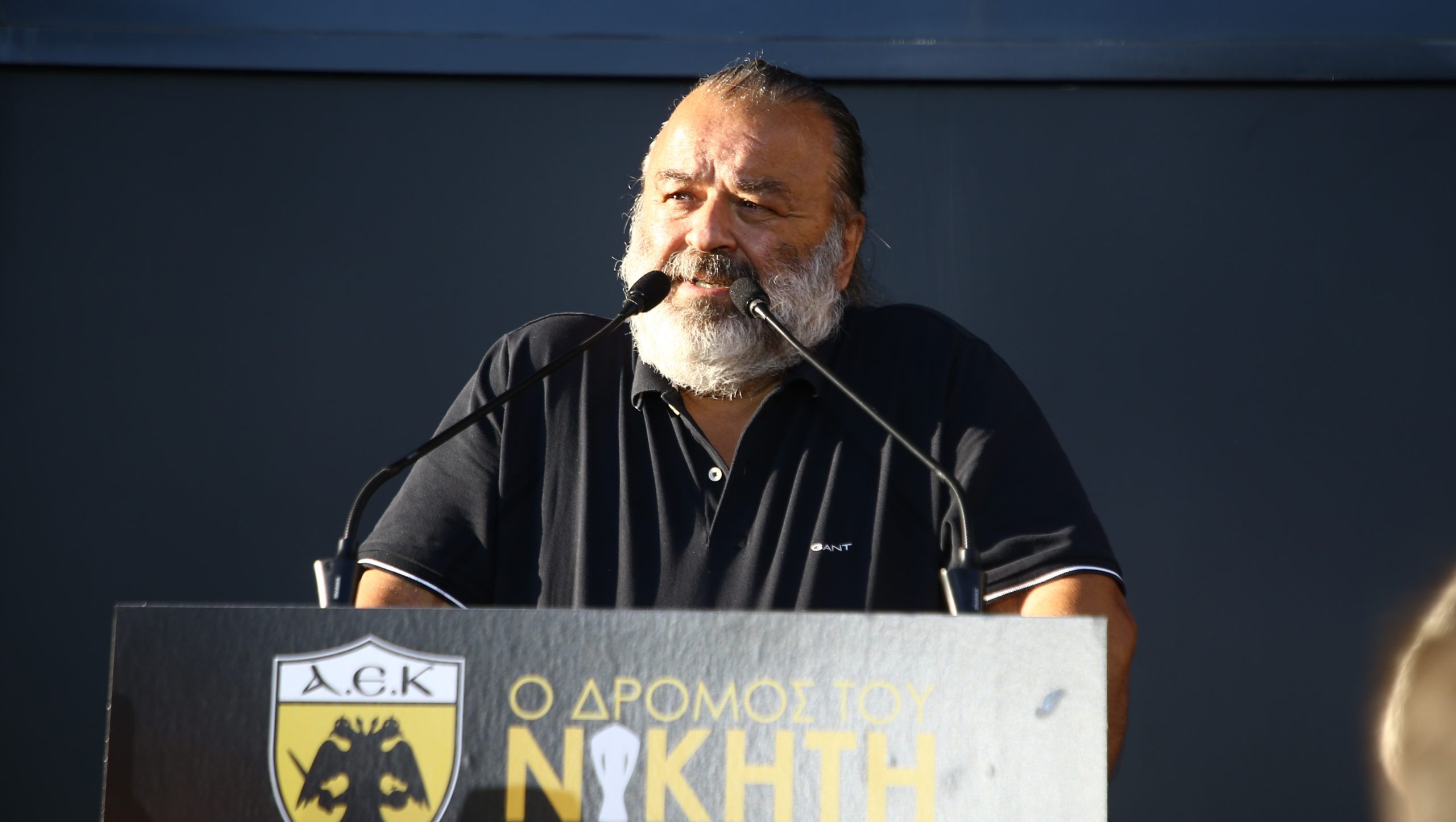 Ηλιόπουλος από τη Νέα Φιλαδέλφεια: «Τα νέα παιδιά να διεκδικούν το όραμά τους και τα όνειρά τους!» (VIDEO)
