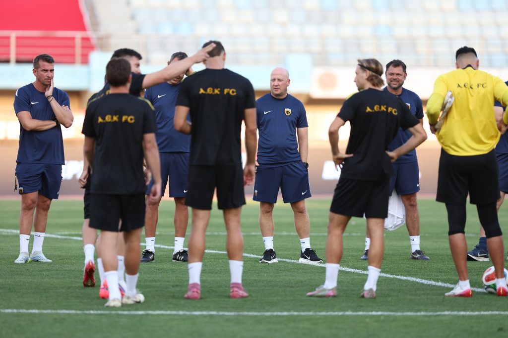Εικόνες από την προπόνηση της ΑΕΚ πριν τον τελικό του Super Cup στο Παγκρήτιο