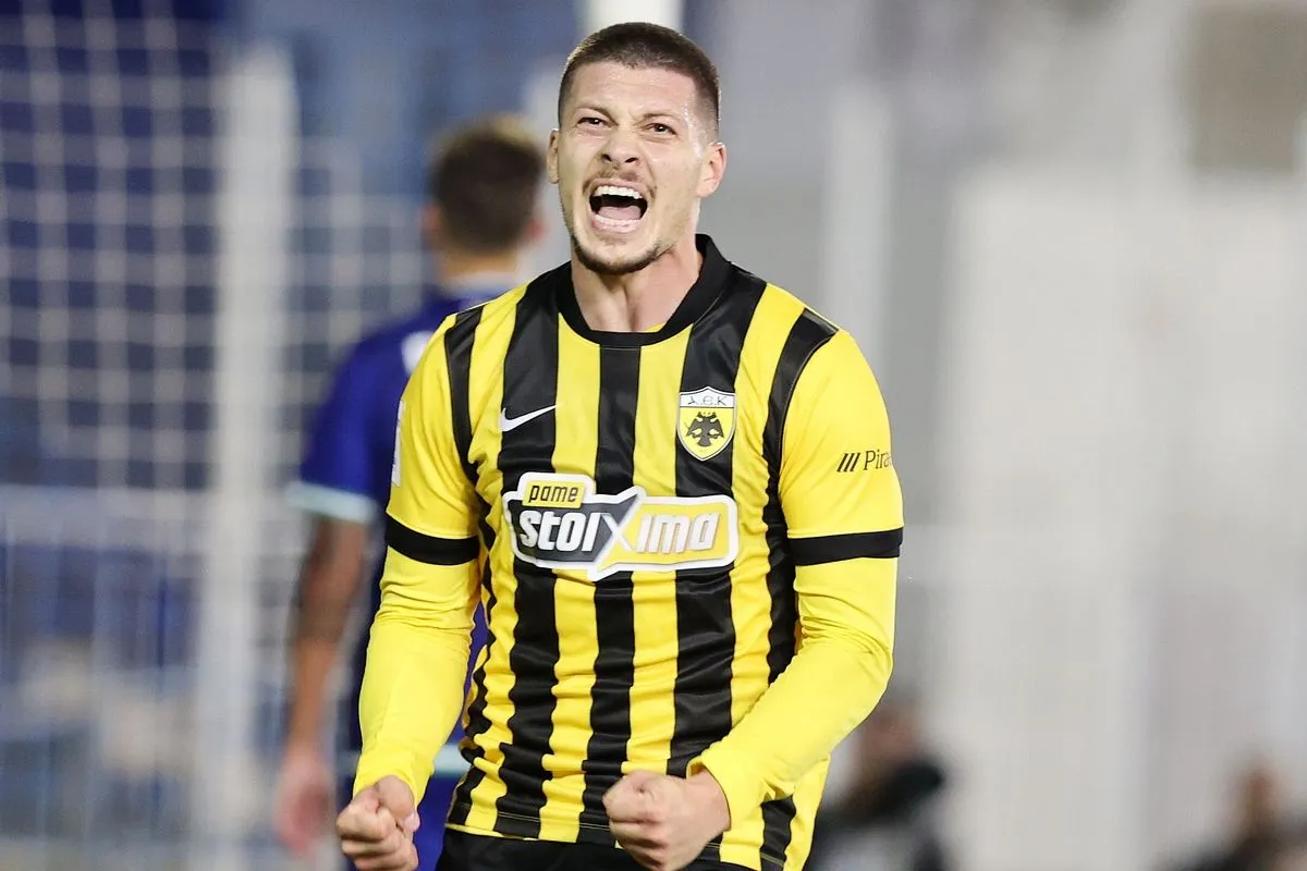 ΑΕΚ: Ο Γιόβιτς υποψήφιος για παίκτης της Super League τον Σεπτέμβριο (ΦΩΤΟ)